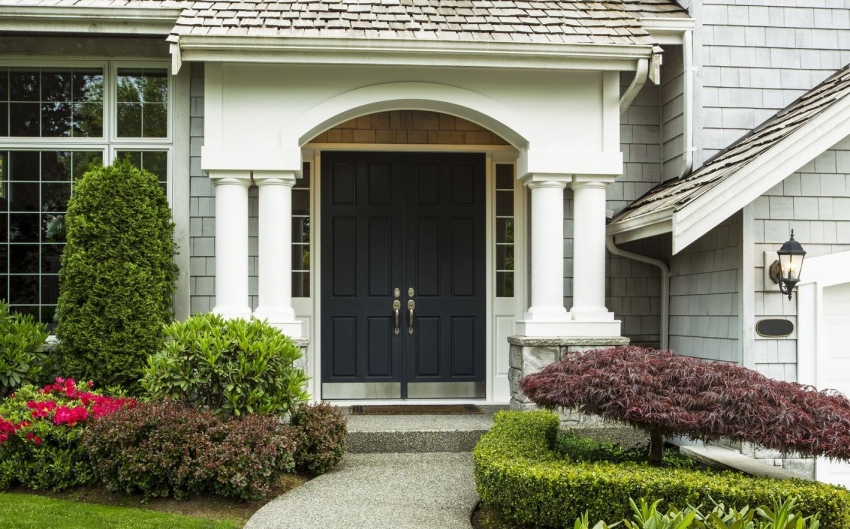 Moderne Hersteller bieten eine große Auswahl an Türdesigns mit thermischen Unterbrechungen, mit denen Sie das beste Modell für ein Privathaus auswählen können. Moderne Hersteller bieten eine große Auswahl an Türdesigns mit thermischen Unterbrechungen, mit denen Sie das beste Modell für ein Privathaus auswählen können.