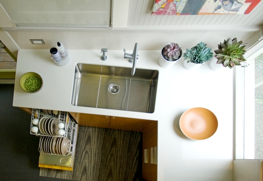 טכניקה טובה בעת קישוט רצפת מטבח היא שימוש בחומרים משולבים כמו לינוליאום ולמינציה טכניקה טובה בעת קישוט רצפת מטבח היא שימוש בחומרים משולבים כמו לינוליאום ולמינציה