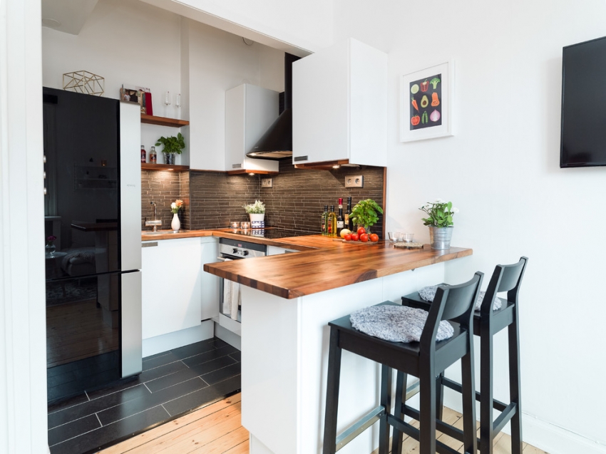 Пример за използване на бар вместо кухненска маса Пример за използване на бар вместо кухненска маса