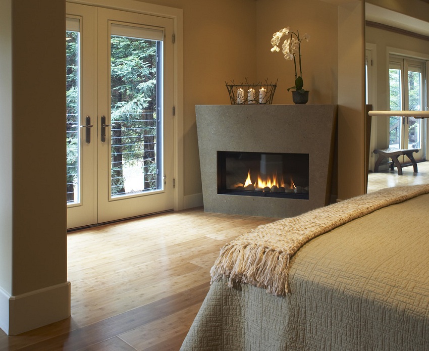 Zo sadrokartónu je možné zostaviť kompaktný dekoratívny rohový krb Zo sadrokartónu je možné zostaviť kompaktný dekoratívny rohový krb