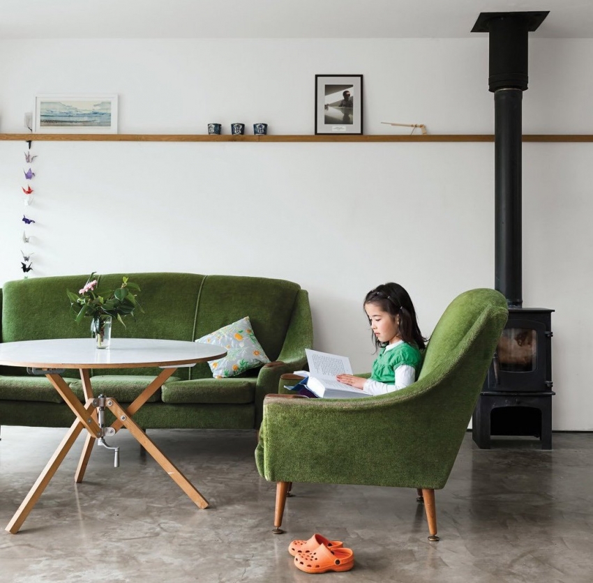 Ang pagpili ng lakas at laki ng modelo ng kalan ng fireplace ay nakasalalay sa laki ng silid na dapat na pinainit Ang pagpili ng lakas at laki ng modelo ng kalan ng fireplace ay nakasalalay sa laki ng silid na dapat na pinainit