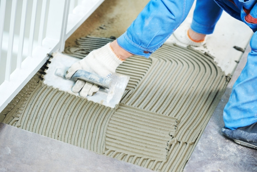 For at fliselimet skal fastgøre beklædningen sikkert, er det nødvendigt at opretholde blandingens tekniske egenskaber. For at fliselimet skal fastgøre beklædningen sikkert, er det nødvendigt at opretholde blandingens tekniske egenskaber.