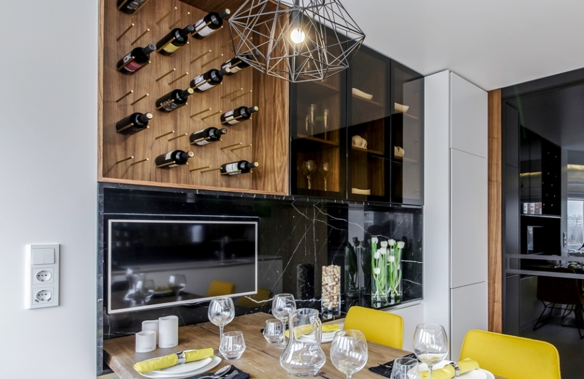 Ao escolher tomadas com interruptores, é preciso estar atento à qualidade do plástico e à estrutura interna para não comprar um falso Ao escolher tomadas com interruptores, é preciso estar atento à qualidade do plástico e à estrutura interna para não comprar um falso