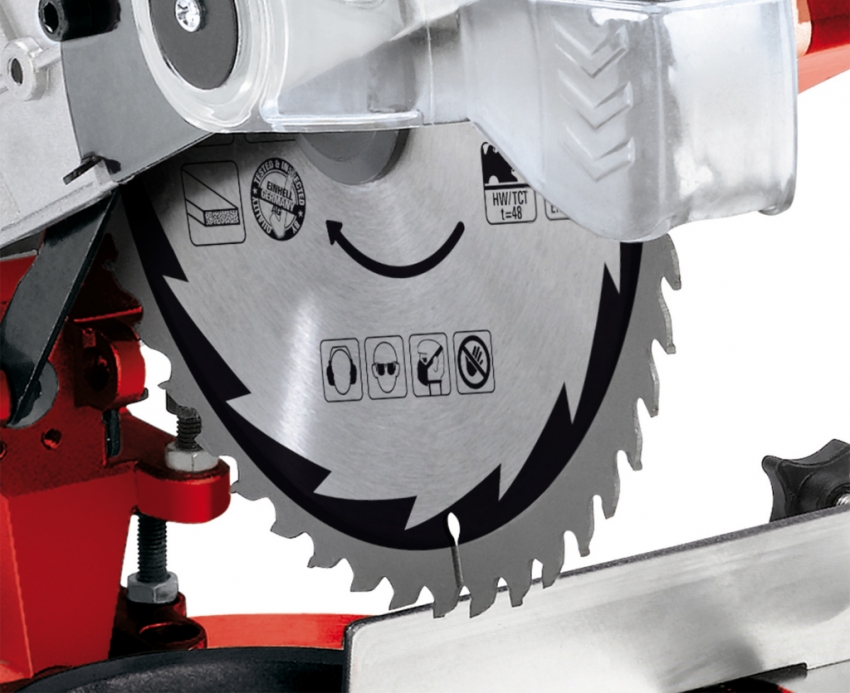 Das Sägeblatt muss basierend auf der Leistung des Werkzeugs ausgewählt werden Das Sägeblatt muss basierend auf der Leistung des Werkzeugs ausgewählt werden