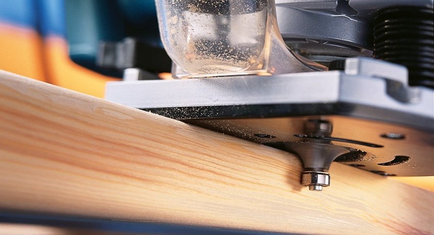 Kantkuttere kalles ofte også kopikuttere på grunn av tilstedeværelsen av et skyvelager Kantkuttere kalles ofte også kopikuttere på grunn av tilstedeværelsen av et skyvelager