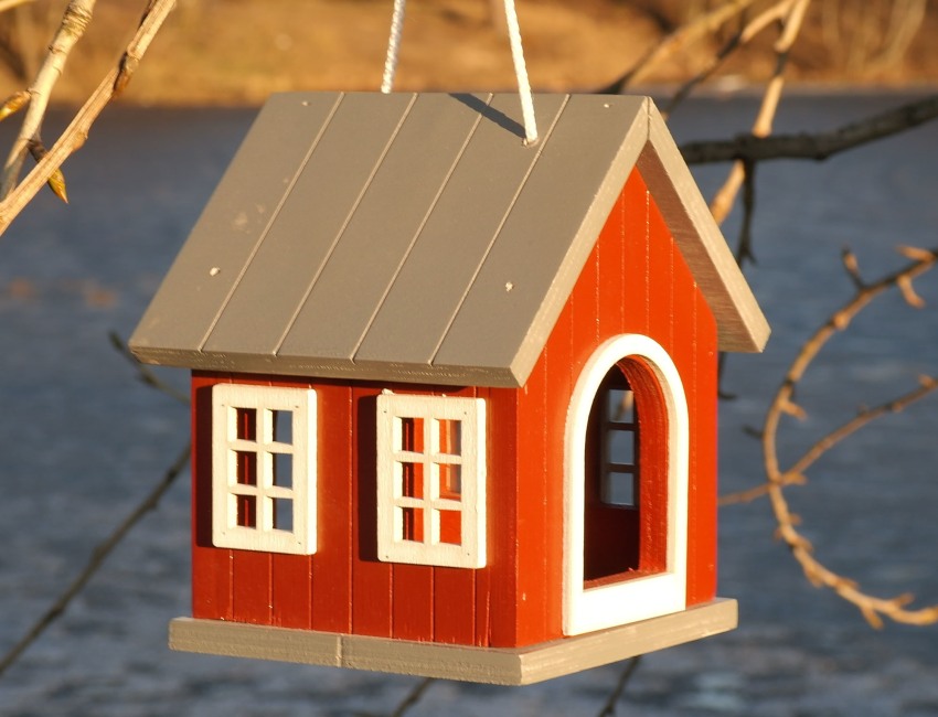 Domek dla ptaków ze sklejki Domek dla ptaków ze sklejki