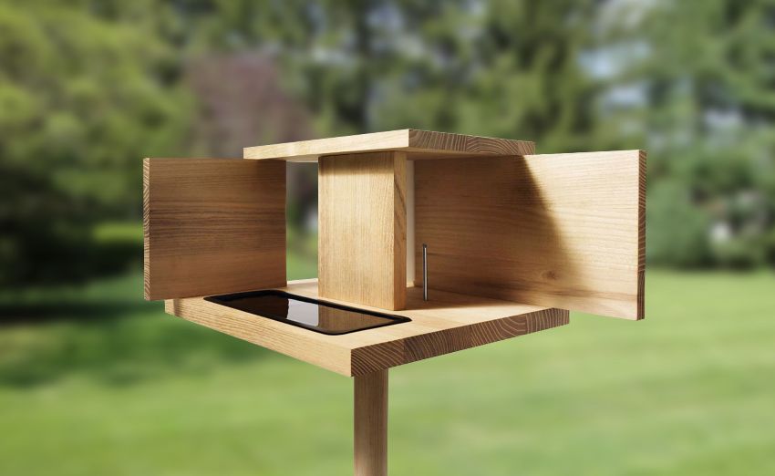 Drewniana jadalnia z karmnikiem, wykonana w nowoczesnym stylu Drewniana jadalnia z karmnikiem, wykonana w nowoczesnym stylu