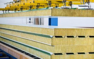 Sandwichpaneler: størrelser og priser på tagdækning, væg- og hjørnepaneler