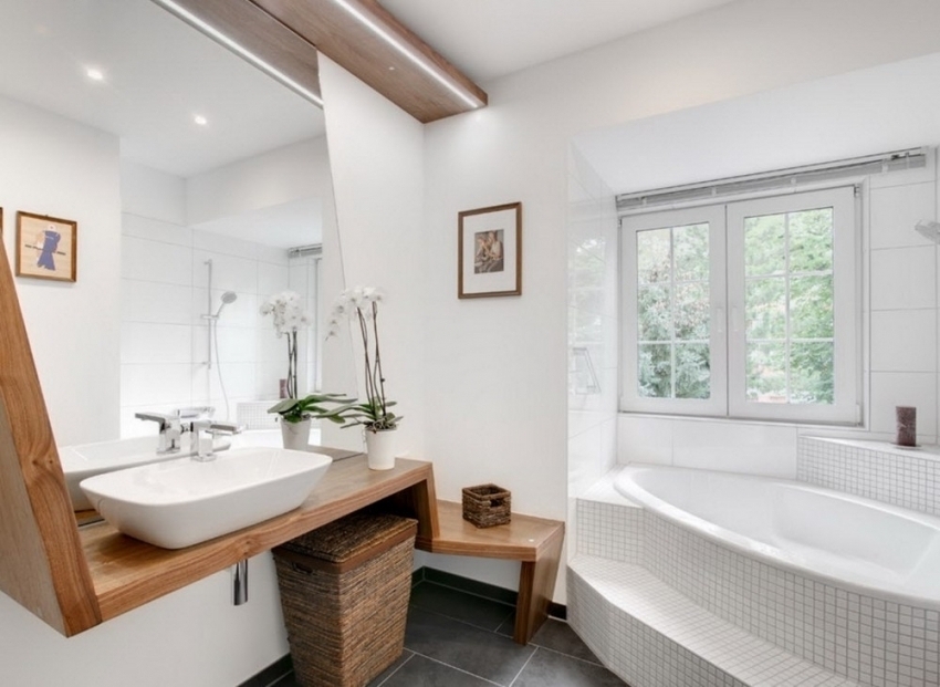 Το σχήμα και το μέγεθος της μπανιέρας πρέπει να είναι κατάλληλα για το επιλεγμένο εσωτερικό μπάνιο Το σχήμα και το μέγεθος της μπανιέρας πρέπει να είναι κατάλληλα για το επιλεγμένο εσωτερικό μπάνιο