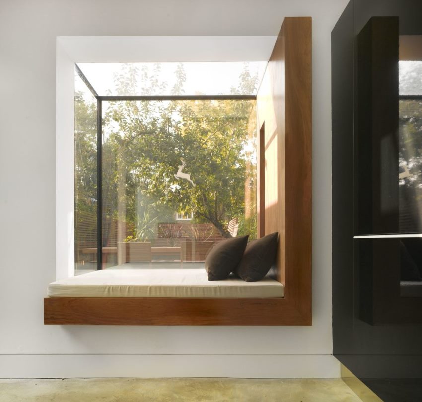 Bay window easily becomes the favorite place in the whole house Bay window easily becomes the favorite place in the whole house