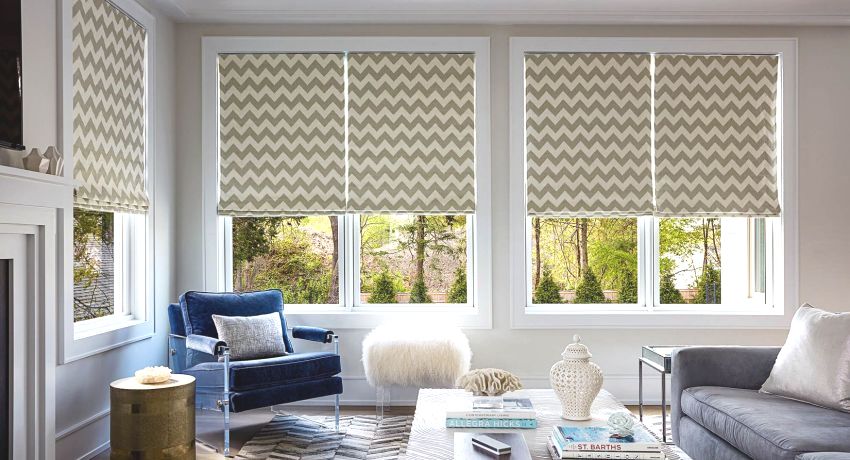 Rullegardiner dukkede op på det russiske marked relativt for nylig, men deres efterspørgsel overgår allerede de klassiske vandrette og lodrette modstykker. Rullegardiner på vinduer: pris, foto af forskellige produktmuligheder