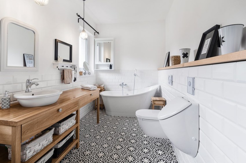 Installasjoner lar deg trygt eksperimentere med utformingen av badet og spare plass perfekt Installasjoner lar deg trygt eksperimentere med utformingen av badet og spare plass perfekt