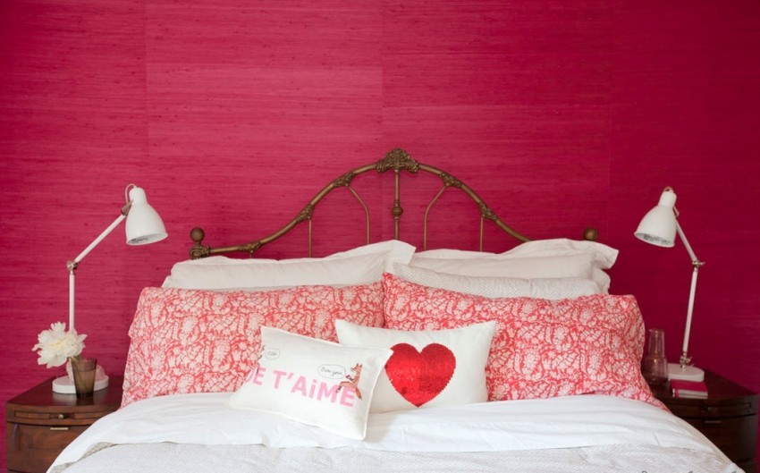 Das hergestellte Sortiment an Bambustapeten zeichnet sich durch eine Vielzahl von Farblösungen aus, die durch die Verwendung unterschiedlicher Rohstofftypen und den Zusatz spezieller Farbstoffe entstehen Das hergestellte Sortiment an Bambustapeten zeichnet sich durch eine Vielzahl von Farblösungen aus, die durch die Verwendung unterschiedlicher Rohstofftypen und den Zusatz spezieller Farbstoffe entstehen