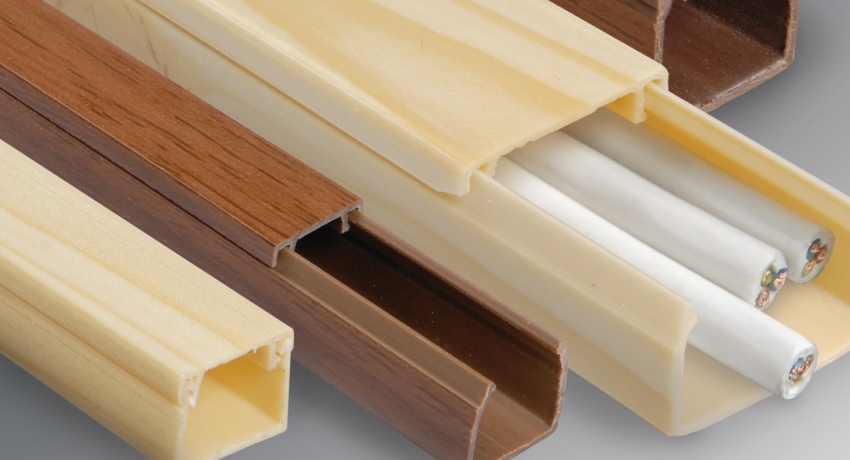 Lubhang pinasimple ng mga cable channel ang pag-install ng mga kable habang nag-aayos Mga channel ng cable: laki at pag-uuri ng mga produkto. Pagpipili ng mga parameter at tantya