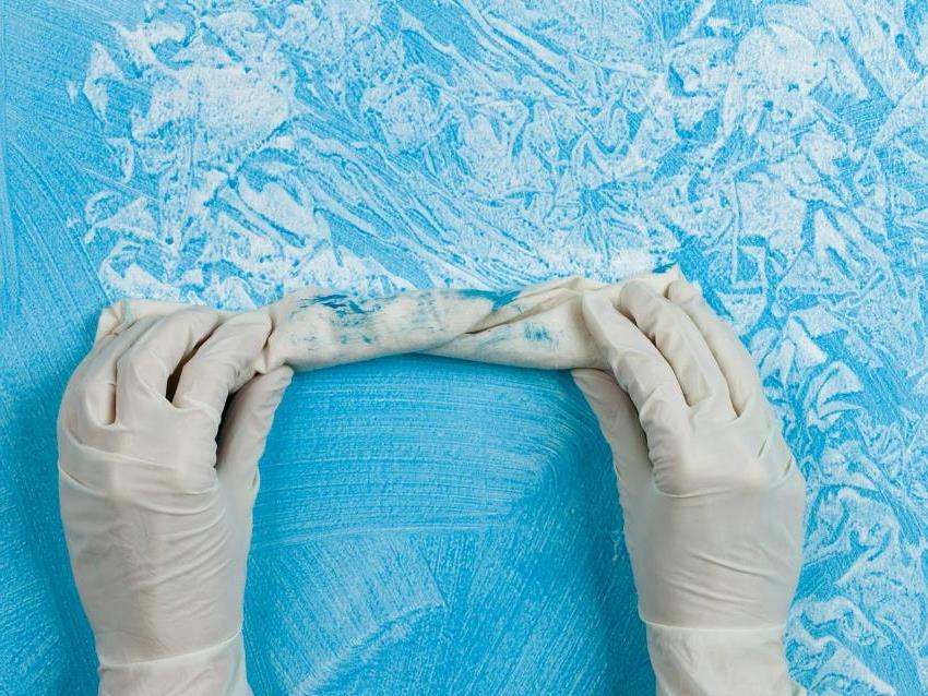 Χρησιμοποιώντας συνθέσεις με βάση το νερό και ειδικές τεχνικές εφαρμογής, μπορείτε να πάρετε ενδιαφέροντα διακοσμητικά εφέ. Χρησιμοποιώντας συνθέσεις με βάση το νερό και ειδικές τεχνικές εφαρμογής, μπορείτε να πάρετε ενδιαφέροντα διακοσμητικά εφέ.