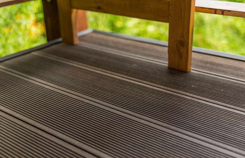 Αυτό μοιάζει με σανίδα καταστρώματος χωρίς σύνδεση ραφών. Αυτό μοιάζει με σανίδα καταστρώματος χωρίς σύνδεση ραφών.