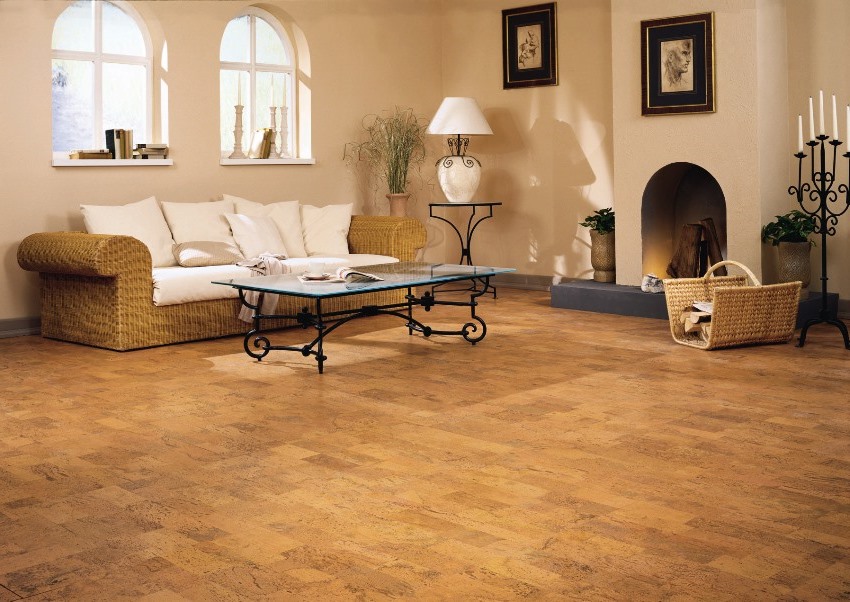 แผงรอบไม้จะช่วยซ่อนพื้นที่รอยต่อใกล้ผนัง แผงรอบไม้จะช่วยซ่อนพื้นที่รอยต่อใกล้ผนัง