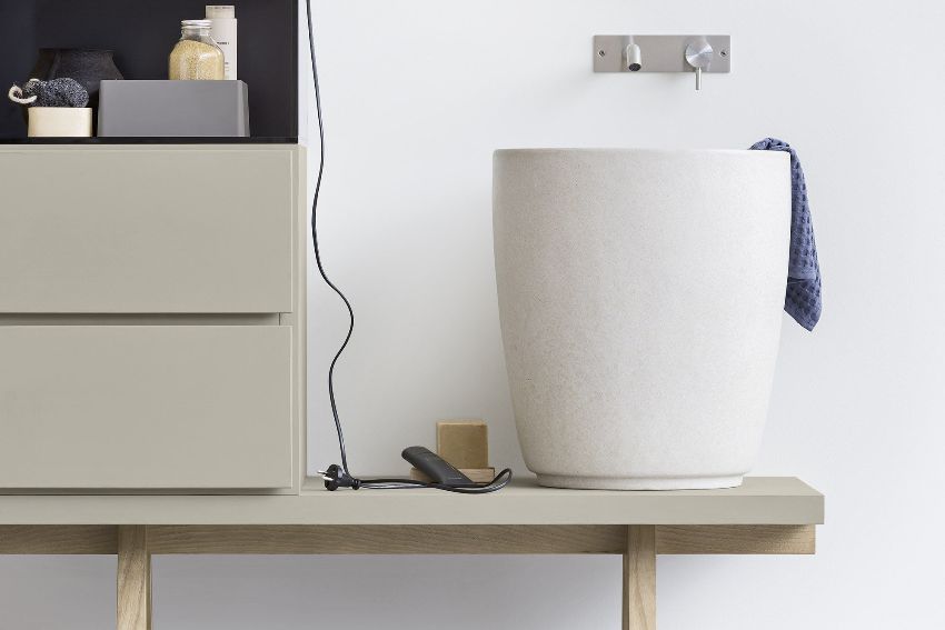 Overhead sinks for bathrooms are a fairly new and relevant type of plumbing Overhead sinks for bathrooms are a fairly new and relevant type of plumbing