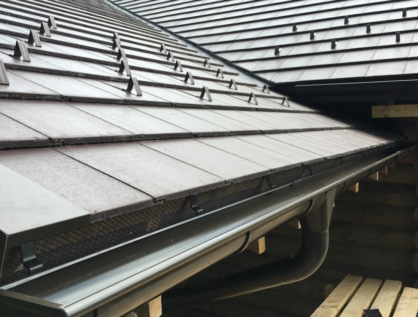 พอยต์การ์ดป้องกันหิมะ (พ่วง) ไม่ได้ออกแบบมาเพื่อรองรับหิมะจำนวนมาก พอยต์การ์ดป้องกันหิมะ (พ่วง) ไม่ได้ออกแบบมาเพื่อรองรับหิมะจำนวนมาก