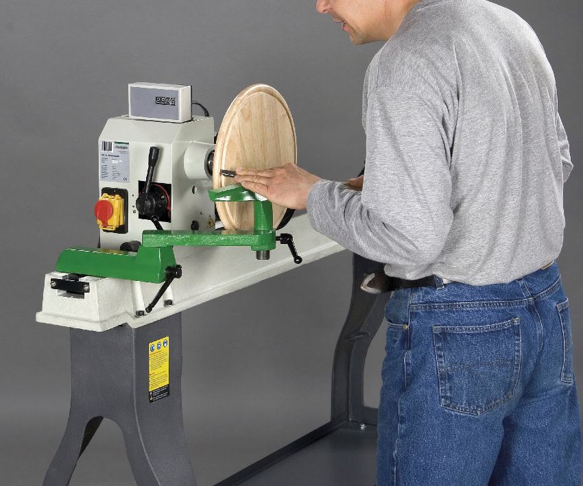 Hi ha diversos tipus de màquines per treballar la fusta al mercat, que difereixen en la seva funcionalitat i característiques Hi ha diversos tipus de màquines per treballar la fusta al mercat, que difereixen en la seva funcionalitat i característiques