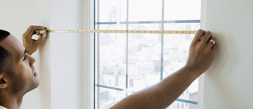 Ferestrele realizate la dimensiuni standard pot să nu se potrivească deschiderii ferestrei Ferestrele realizate la dimensiuni standard pot să nu se potrivească deschiderii ferestrei