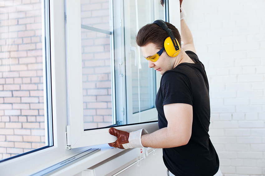 Înainte de a instala fereastra, trebuie să îi verificați toate planurile Înainte de a instala fereastra, trebuie să îi verificați toate planurile