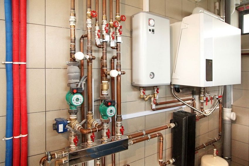 Der Einsatz einer Umwälzpumpe im Heizsystem reduziert die Heizkosten der Räumlichkeiten Der Einsatz einer Umwälzpumpe im Heizsystem reduziert die Heizkosten der Räumlichkeiten