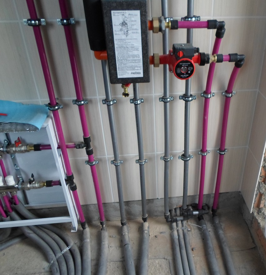 Am Ende der Installation muss die Funktionsfähigkeit des Geräts überprüft werden Am Ende der Installation muss die Funktionsfähigkeit des Geräts überprüft werden