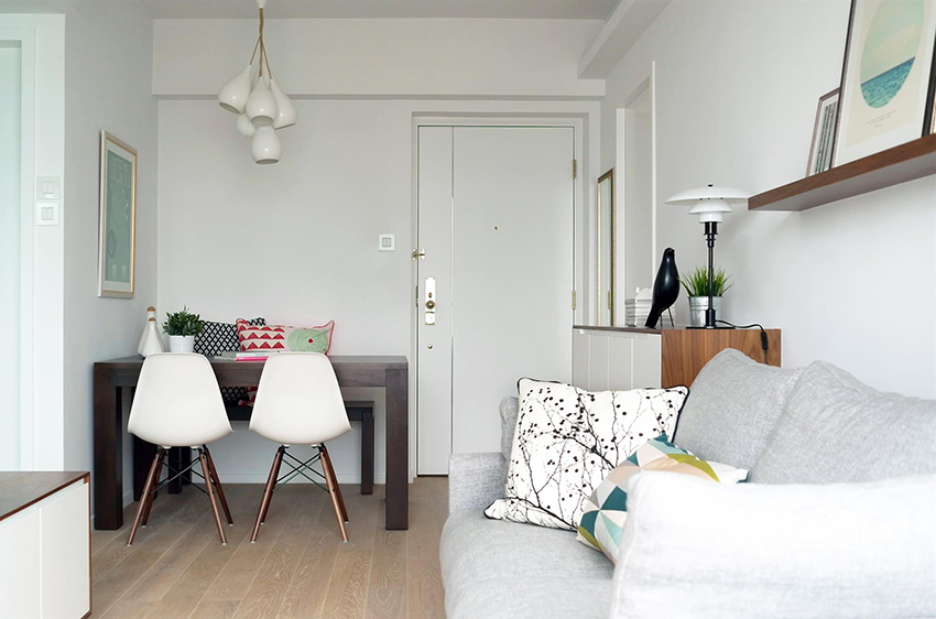 Anvendelsen af hvide døre er vigtigst i varme klimaer, da hvid er mindst udsat for opvarmning Anvendelsen af hvide døre er vigtigst i varme klimaer, da hvid er mindst udsat for opvarmning