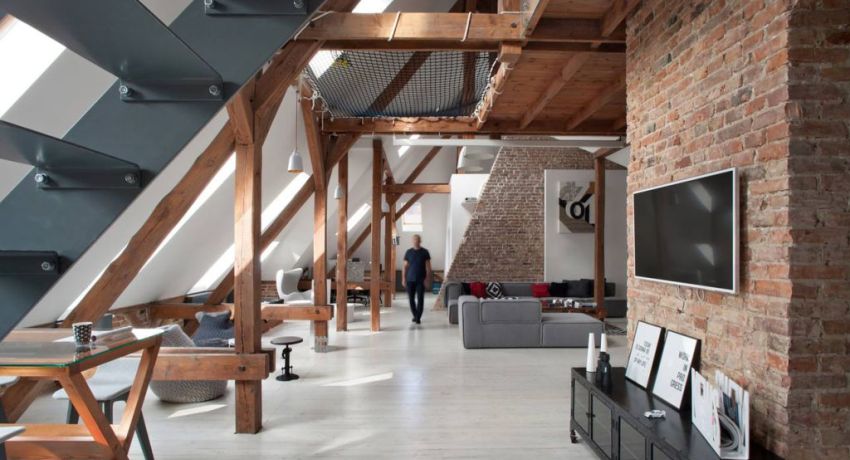 สไตล์ลอฟท์เหมาะอย่างยิ่งกับการออกแบบพื้นห้องใต้หลังคา การออกแบบพื้นห้องใต้หลังคา: วิธีผสมผสานสไตล์และการใช้งานจริง