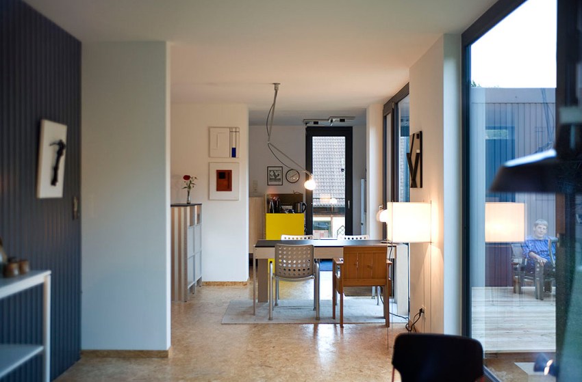 יש לבודד את קירות המיכלים, לעטוף אותם ביריעות קיר גבס או דיקט, ואז לצבוע אותם, לחדש אותם באמצעות לוח עץ או כל חומר גימור אחר. יש לבודד את קירות המיכלים, לעטוף אותם ביריעות קיר גבס או דיקט, ואז לצבוע אותם, לחדש אותם באמצעות לוח עץ או כל חומר גימור אחר.