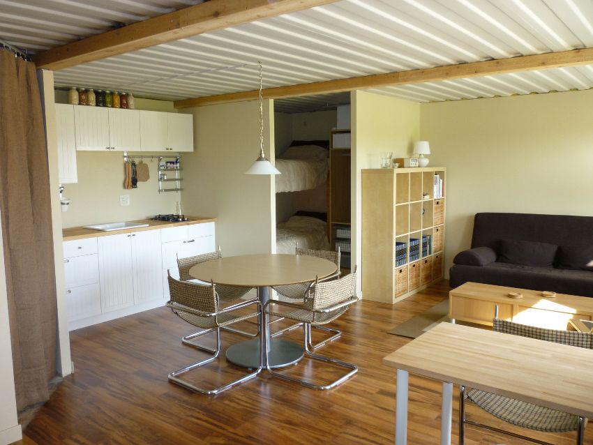 ניתן למקם דיור קטן אך מלא במכל אחד ניתן למקם דיור קטן אך מלא במכל אחד