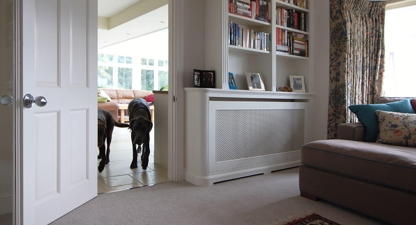 Special screens will help to radically transform the appearance of a heating radiator Radiator screen: a protective and decorative element in the room