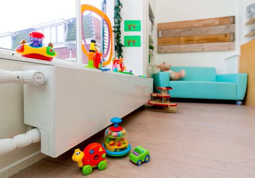 The screen protects the coolant and prevents small children or pets from accessing it The screen protects the coolant and prevents small children or pets from accessing it