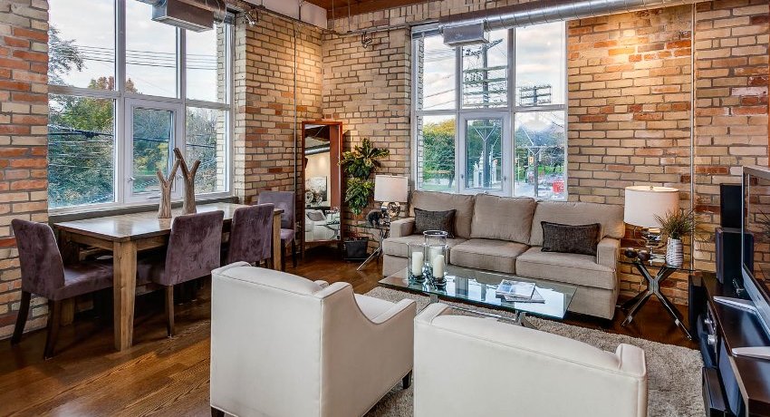 Backsteinmauern eignen sich hervorragend für die Innenausstattung im Loft-Stil Backsteinmauer im Innenraum: ungewöhnliche Kombinationen und Designlösungen