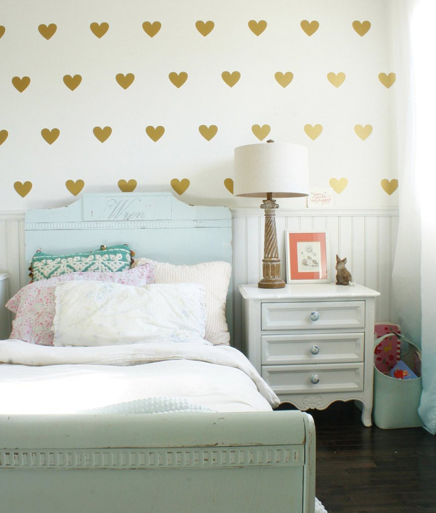 Pomieszczenia, w którym stale świeci się sztuczne światło, nie powinny być przyklejane ciemną tapetą Pomieszczenia, w którym stale świeci się sztuczne światło, nie powinny być przyklejane ciemną tapetą