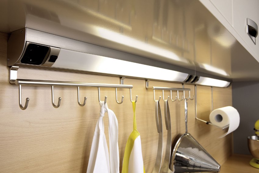 Sistema de baranes de terrat d’última generació complementat amb il·luminació LED Sistema de baranes de terrat d’última generació complementat amb il·luminació LED