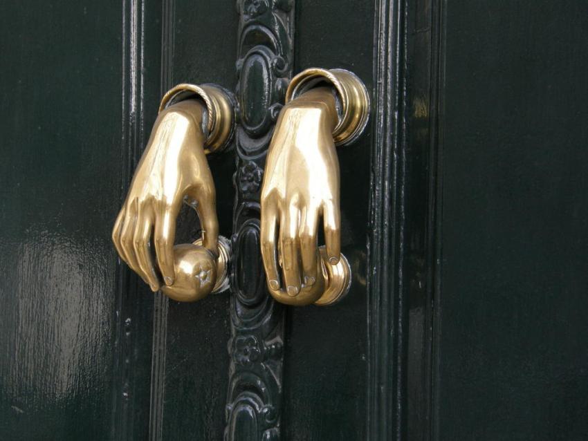 สำหรับการตกแต่งภายในและประตูที่ไม่ได้มาตรฐานคุณสามารถเลือกมือจับแบบเดิมได้โดยเฉพาะ สำหรับการตกแต่งภายในและประตูที่ไม่ได้มาตรฐานคุณสามารถเลือกมือจับแบบเดิมได้โดยเฉพาะ