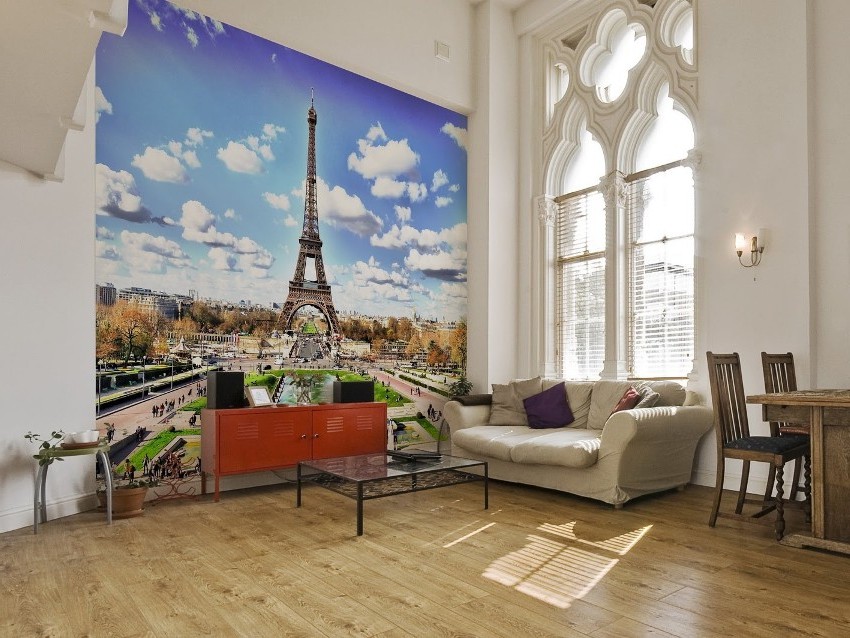 Das Zeichnen auf stereoskopischen Tapeten darf nicht nur im Einklang mit dem Innenraum stehen, sondern darf auch keine negativen Emotionen hervorrufen Einzelne 3D-Tapeten sind Bilder, die an der Wand eines Raums platziert werden und Raumtiefe und Realismus verleihen