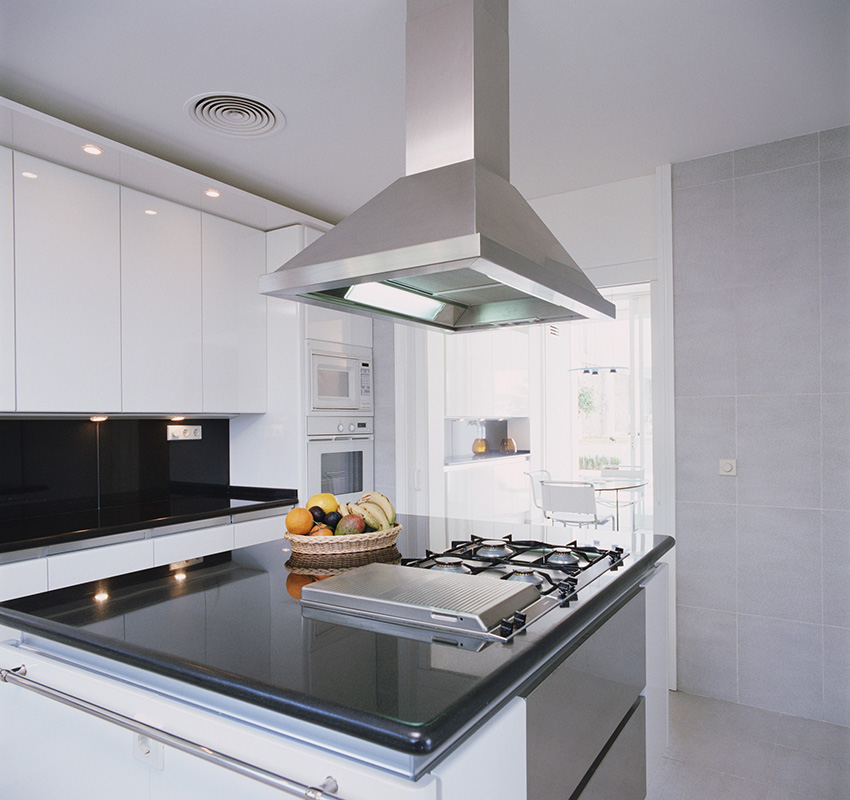 ניתן להשתמש במנדף להפקת אוויר מזוהם ולעיבודו ניתן להשתמש במנדף להפקת אוויר מזוהם ולעיבודו