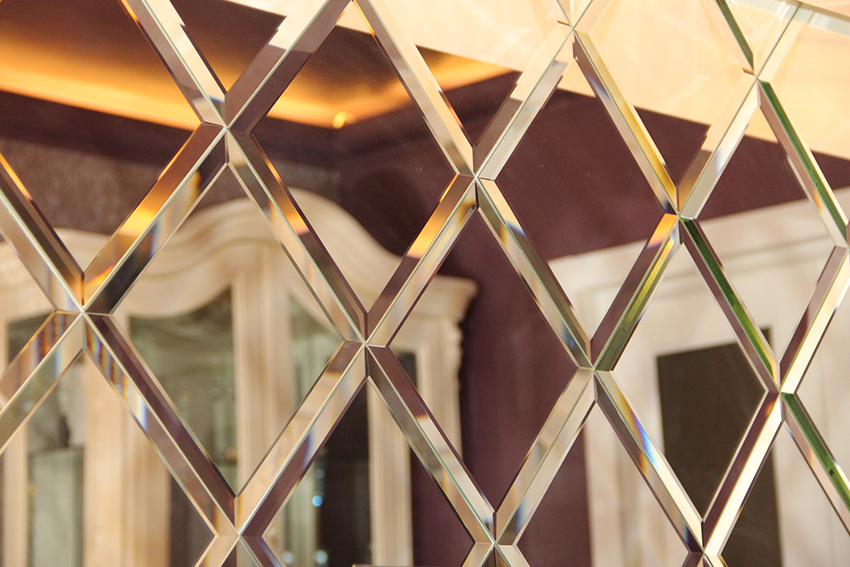 La pose de carreaux n'est pas difficile, l'essentiel est de niveler la surface bien avant La pose de carreaux n'est pas difficile, l'essentiel est de niveler la surface bien avant