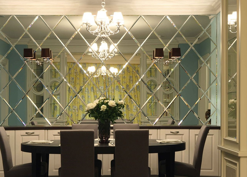 Le carreau peut être utilisé pour décorer de grandes surfaces ou pour créer un beau panneau Le carreau peut être utilisé pour décorer de grandes surfaces ou pour créer un beau panneau