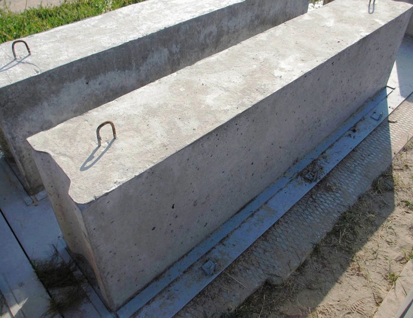 העלות של אבני יסוד FBS מתחילה מ- 1200 רובל / חתיכה העלות של אבני יסוד FBS מתחילה מ- 1200 רובל / חתיכה