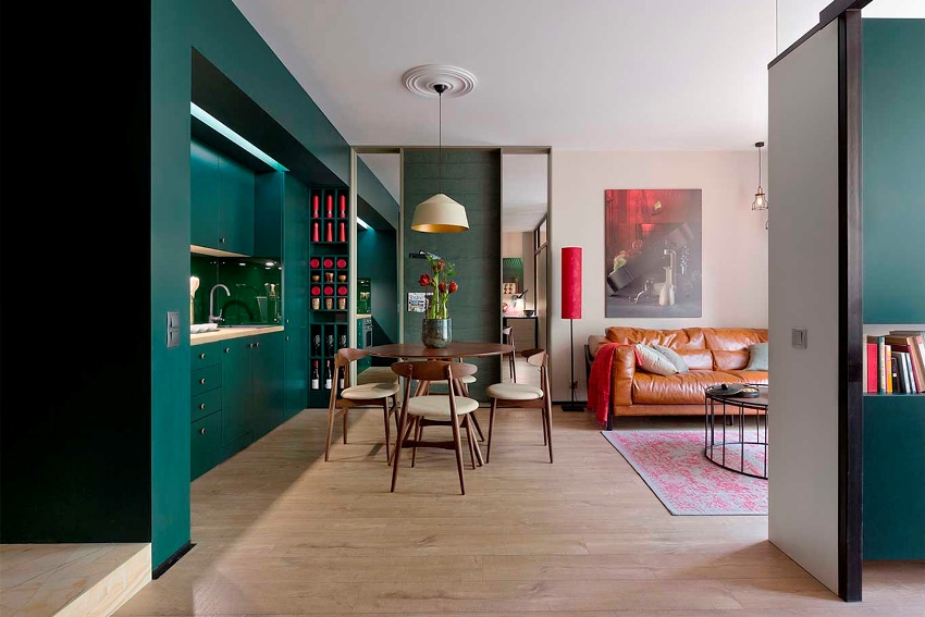 За да създадете уютен дизайн за малък двустаен апартамент, можете да премахнете старите прегради и да ги преместите на нови места. За да създадете уютен дизайн за малък двустаен апартамент, можете да премахнете старите прегради и да ги преместите на нови места.