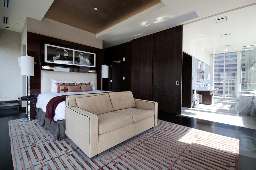 Vrata od masivnog krila izgledaju stilski i odgovaraju svakom interijeru Vrata od masivnog krila izgledaju stilski i odgovaraju svakom interijeru