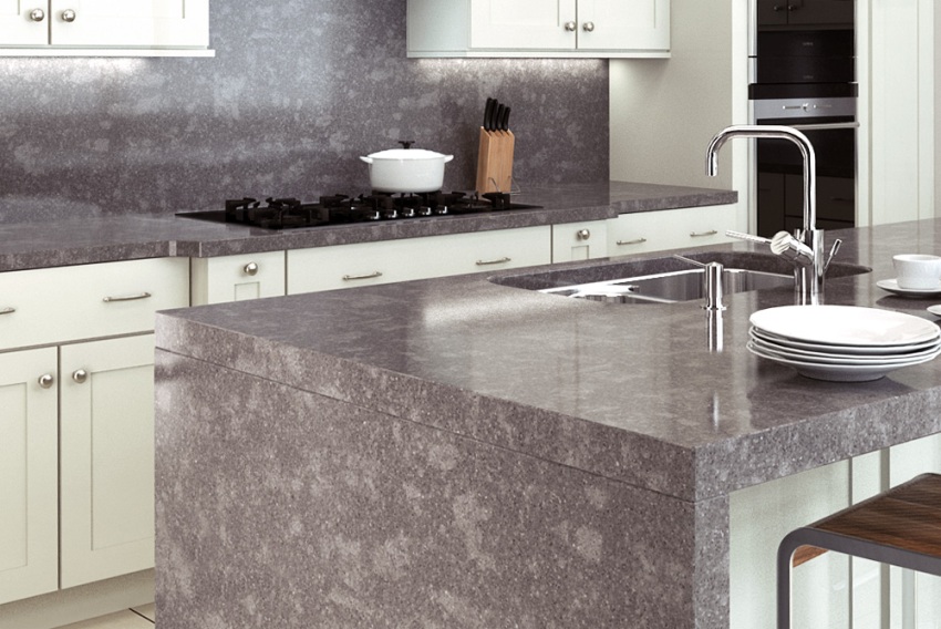 Gjennomsnittsprisen på benkeplater i kvarts er 14 tusen rubler / m² Gjennomsnittsprisen på benkeplater i kvarts er 14 tusen rubler / m²