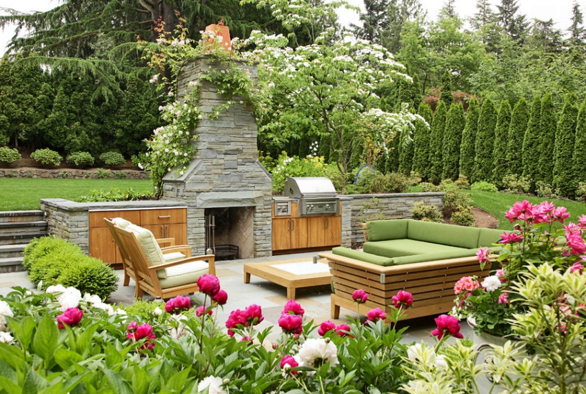 Med forbehold om nøye planlegging og nøyaktighet av byggearbeidet, vil en steingrill være sterk, pålitelig og vare i mer enn et tiår. Med forbehold om nøye planlegging og nøyaktighet av byggearbeidet, vil en steingrill være sterk, pålitelig og vare i mer enn et tiår.