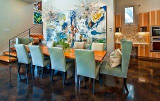 Kjøkkengulv, noe som er bedre: fliser, laminat, selvnivellerende gulv eller linoleum