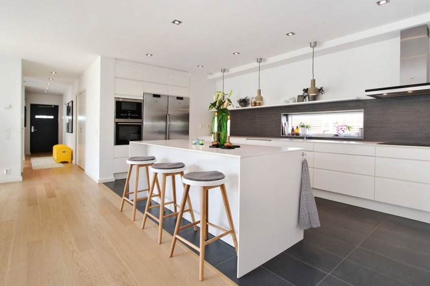 Ματ πορσελάνη κεραμικά συνδυάζεται τέλεια με παρκέ Ματ πορσελάνη κεραμικά συνδυάζεται τέλεια με παρκέ