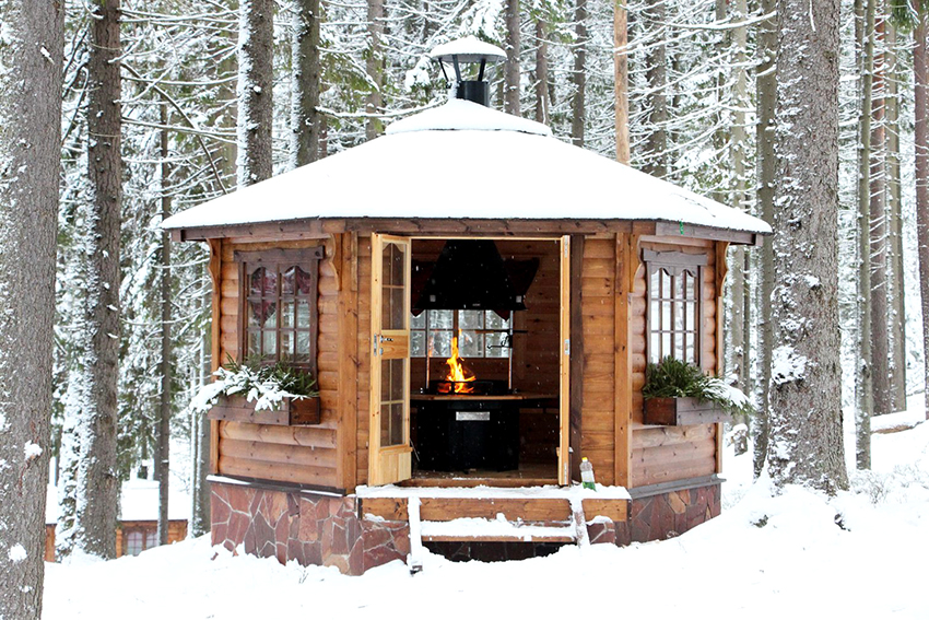 Brazier in the gazebo is a popular option, it is cozy inside and you can hide from the weather Brazier in the gazebo is a popular option, it is cozy inside and you can hide from the weather